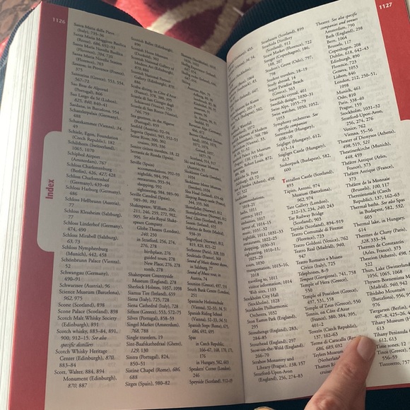 Frommer's 2000 Europe Travel book - Picture 11 of 11